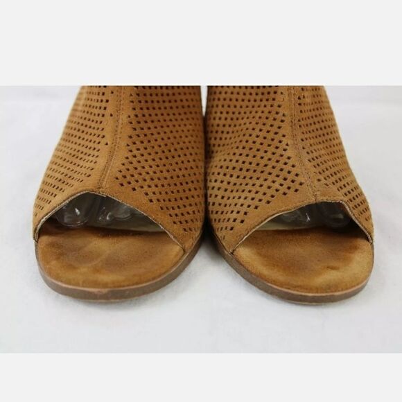 Marc Fisher Demika Perforated Cognac Suede Womens - Picture 4 of 6